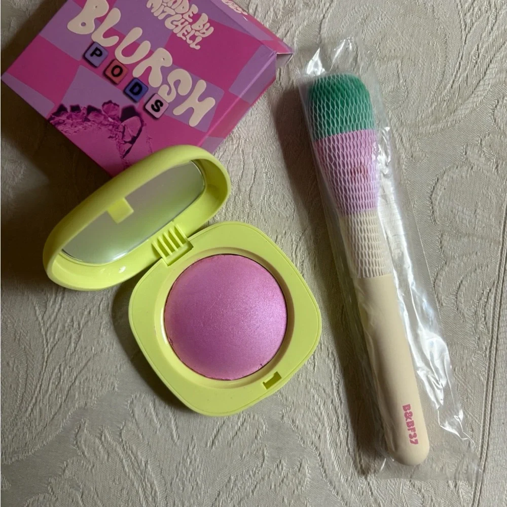 Made by Mitchell Blursh Pods Baked Blush & Brush Bundle Bit My Tongue BNIB